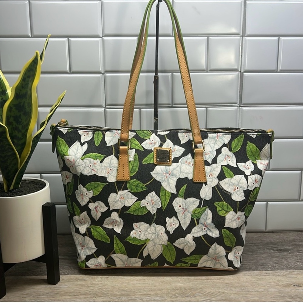 Dooney & Bourke Bougainvillea Black Floral Zip Tote/Shoulder  Bag! GUC!!